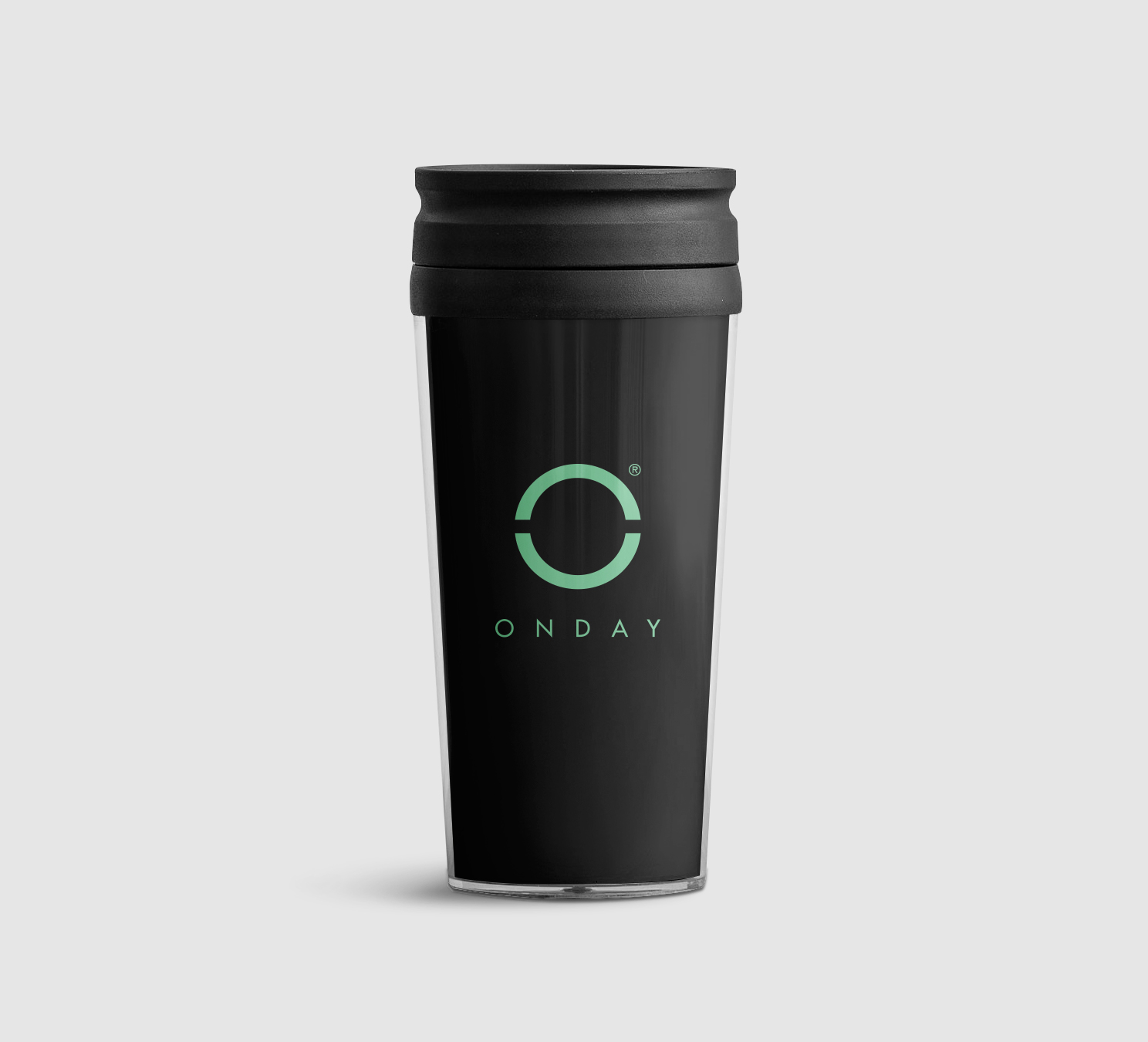 Gijs de Vos - Onday - Branding - Merk - Design - Art direction - Graphic design - Grafisch vormgeven - Concept - Sport - Hardlopen - Running - Clothing - Box - Cover magazine - Posters - Stationary - Protein - Bottle - Drink - Supplement